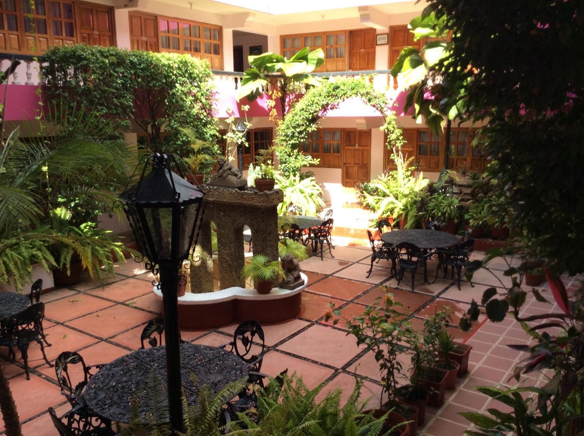 Hotel Michelle San Andres Tuxtla Exterior photo