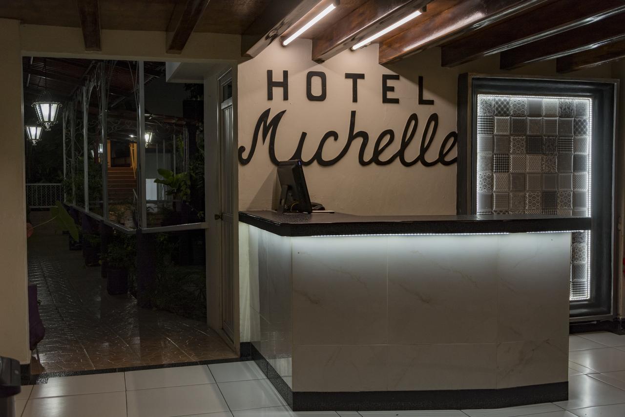 Hotel Michelle San Andres Tuxtla Exterior photo