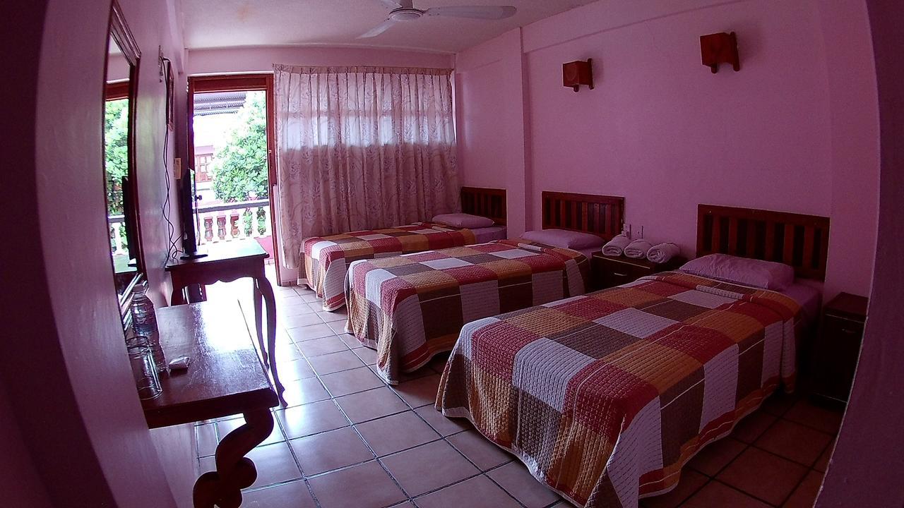 Hotel Michelle San Andres Tuxtla Exterior photo
