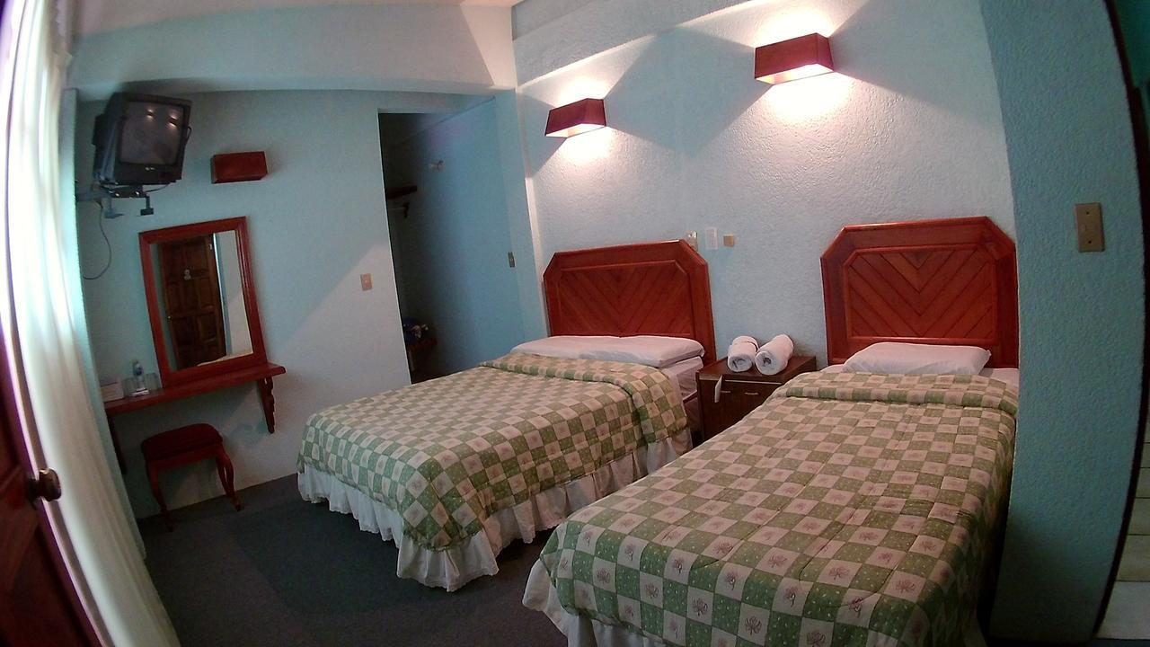 Hotel Michelle San Andres Tuxtla Exterior photo